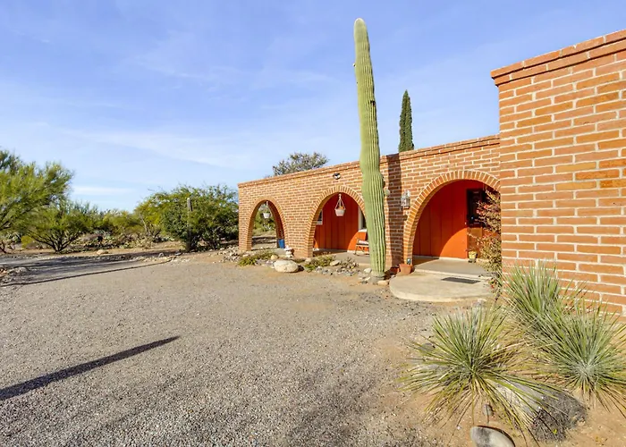 Private Pool & Fire Pit! Walkable Retreat *